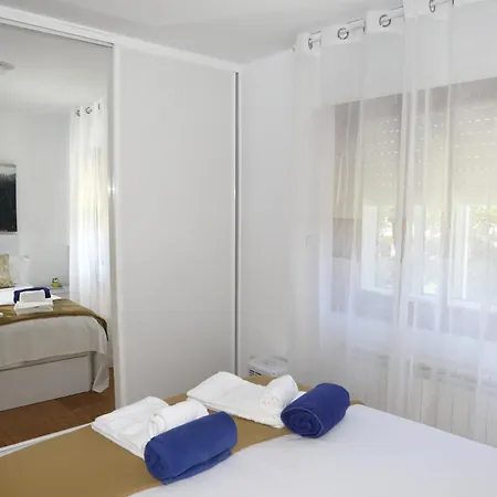 Casa Familiar Cerca De Playa America Nigran