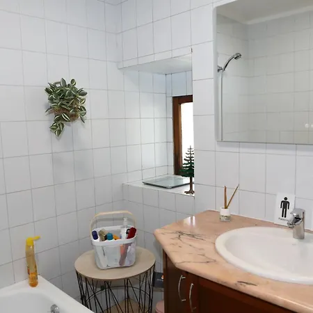 Casa Familiar Cerca De Playa America Nigran